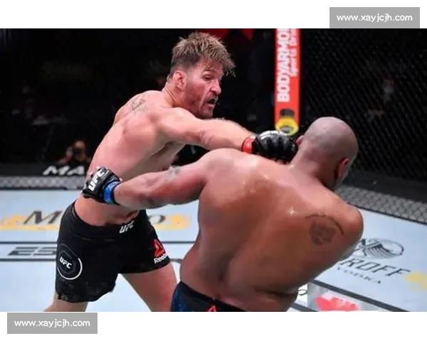 米欧奇对决凯恩回顾巅峰重量级时代的力量与荣耀之战传奇终章经典